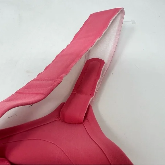 Moving Comfort Helena High Impact sports bra in Guava size 36C NWT - Picture 5 of 10